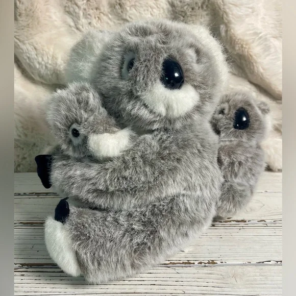 CLEAN Vintage 1994 Kiwi Koala with 2 Babies 10" GANZ Plush Stuffed Animal - Picture 1 of 15
